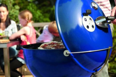 	barbacoa-de-carbon-weber-master-touch-blue-ocean-05